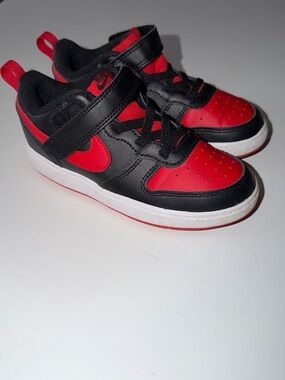 Nike 10C Sneakers